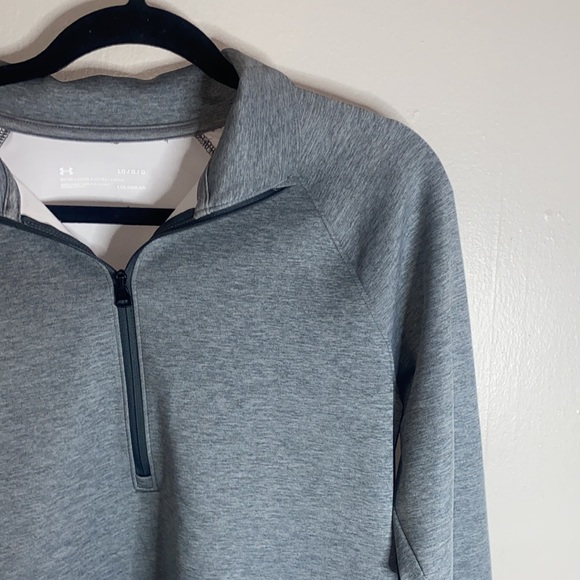 Under Armour Other - 🪸NWT Grey Under Armour fitted cold-gear quarter zip!